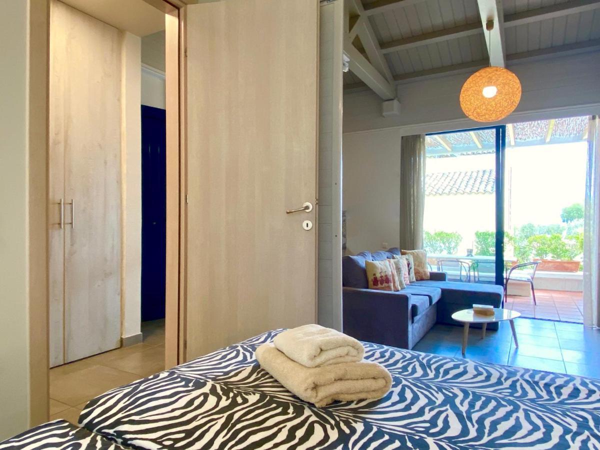 Barbati Beach Minivillas With Pool By Dadovillas Buitenkant foto